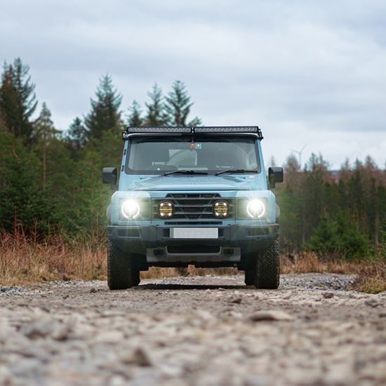 LAZER Lamps Kühlergrill-Kit Ineos Grenadier (2023+) inkl. 2x Sentinel 7" Elite