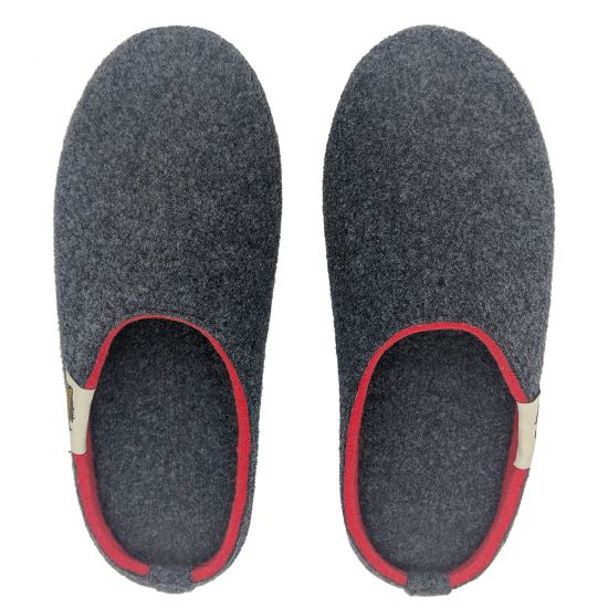 GUMBIES Hausschuhe "Outback Slipper" Charcoal & Red