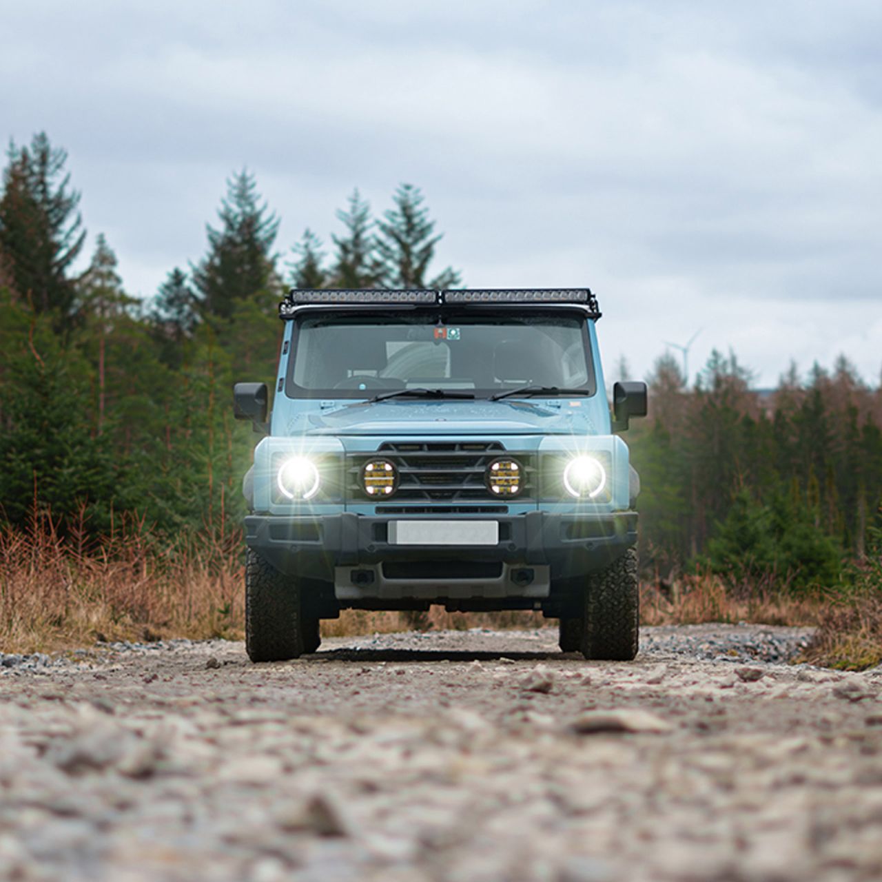 LAZER Lamps Kühlergrill-Kit Ineos Grenadier (2023+) inkl. 2x Sentinel 7" Elite